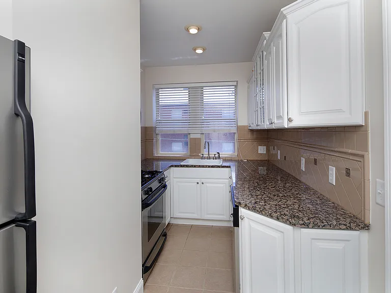 7556 Parkdale Ave #3 — Photo 7