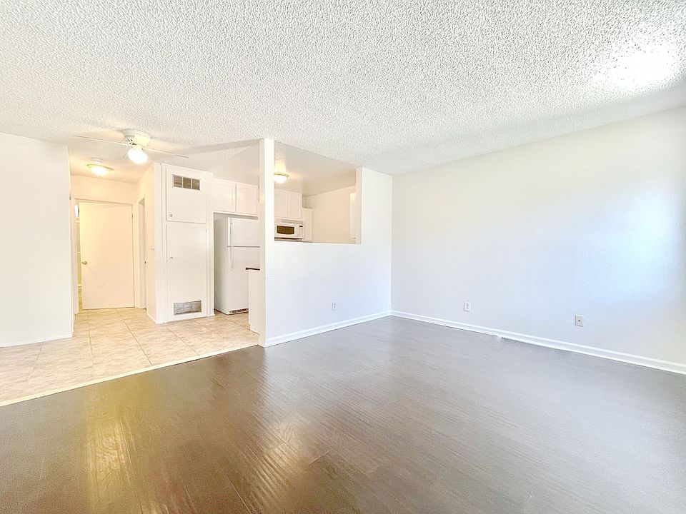 1st image of 617 N St Andrews Pl APT 5