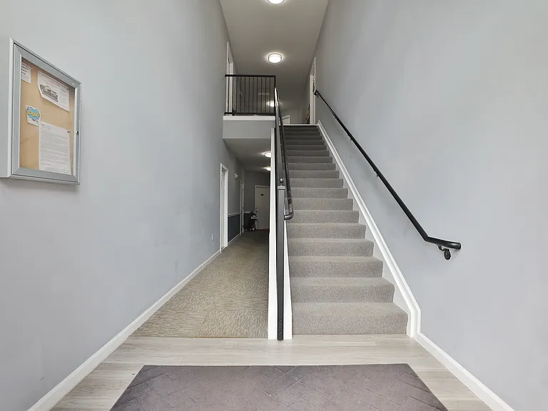 763 Hidden Springs Dr — Photo 5