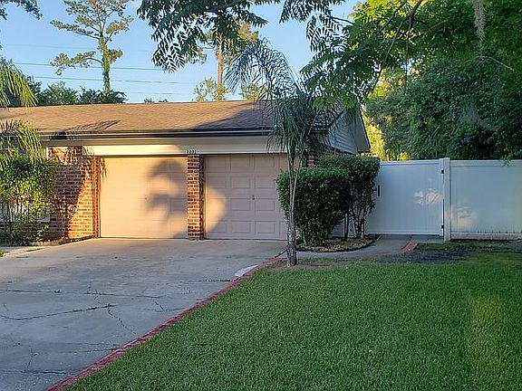 2nd image of 1231 Lamanto Ave E