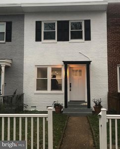 3724 Edison St, Alexandria, VA, 22305