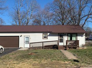 1046 Regan Ave, Carthage, MO 64836