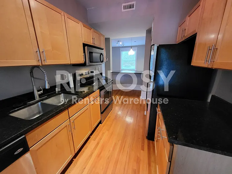 6126 Washington Ave #102 — Photo 7