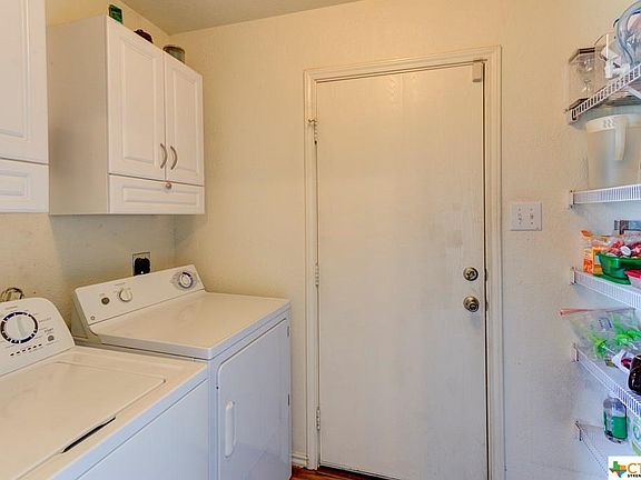 4th image of 684 Northgap Dr