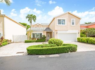 14641 SW 94th Ter, Miami, FL 33186