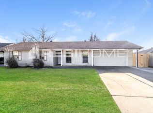 208 Sherwood Ct, Moore, OK 73160
