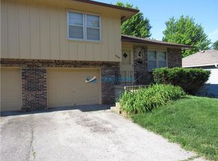 13207 W 94th St, Lenexa, KS 66215