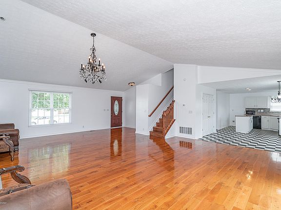 5th image of 7208 Orchard Lake Blvd
