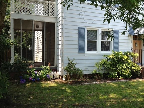 2nd image of 133 W Ocean Ave #1