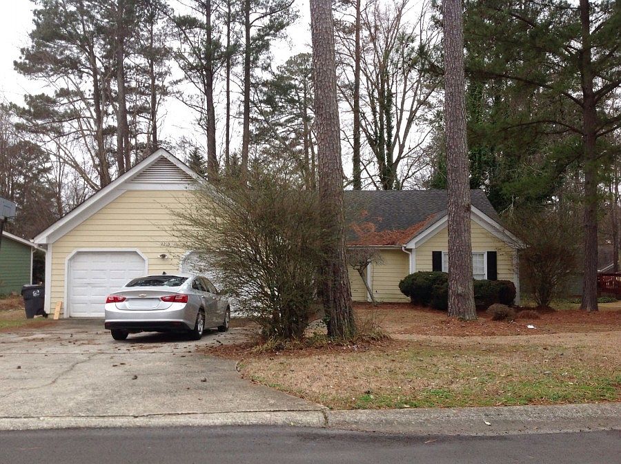 1st image of 2233 Condor Dr