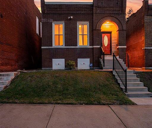 3rd image of 3204 Mount Pleasant St