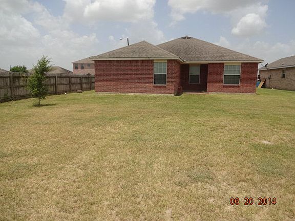 3rd image of 625 Viriole Ln