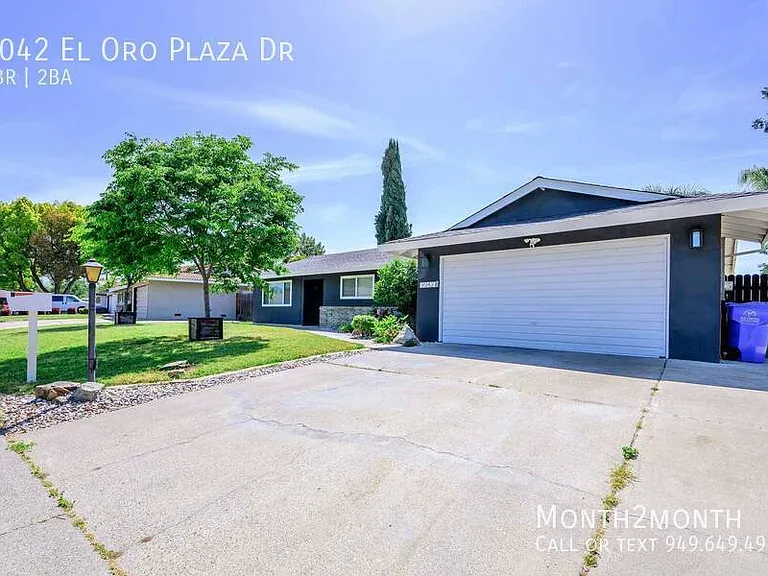 9042 El Oro Plaza Dr — Photo 40