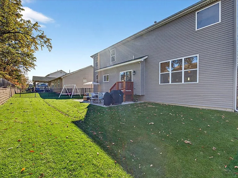 415 Filipp Ln — Photo 64