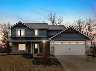 13776 Saddle Creek Ln, Grabill, IN 46741