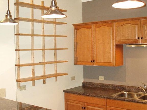 Bar stool height granite counter