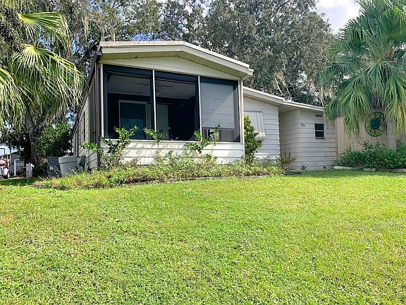 2nd image of 17038 Silver Shores Ln