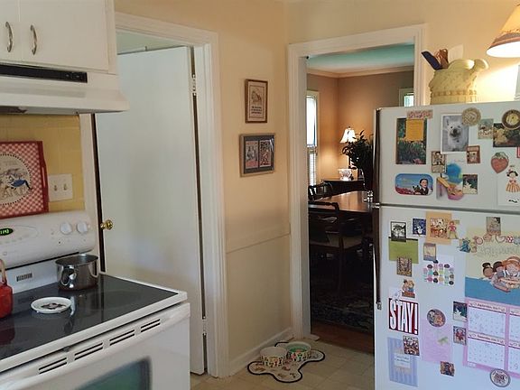 3rd image of 3504 Indian Springs Dr