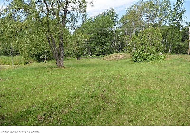 2nd image of 660 Bayside Rd