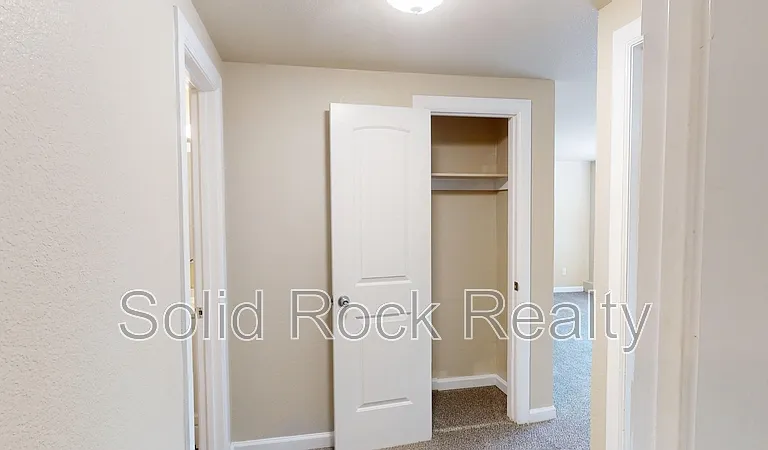 333 Bonnie Ct #1 — Photo 9