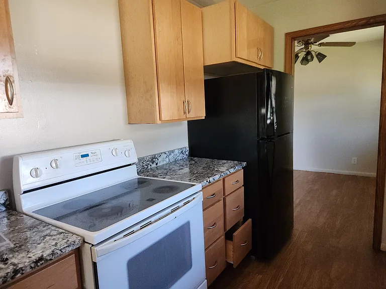 5900 Washburn Ave N — Photo 5