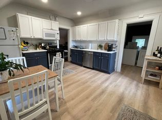 608 19th Ave NE #2, Minneapolis, MN 55418