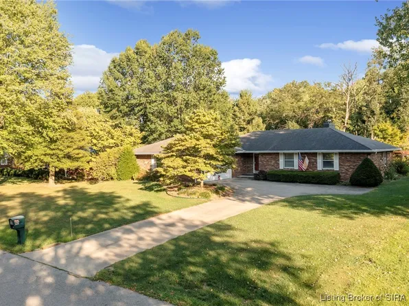 1410 Celesta Way, Sellersburg, IN 47172