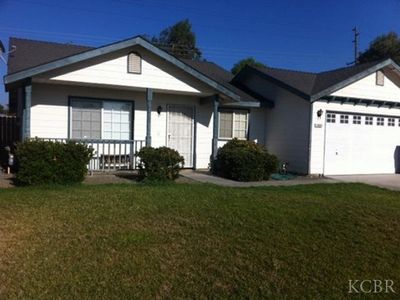 1805 Shaver Pl, Hanford, CA, 93230