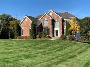 37 Buckingham Way, Bedford, NH 03110