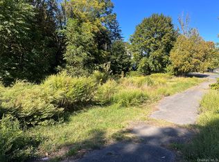 15 Main St, Wawarsing, NY 12458