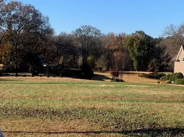 107 Verde Ct, Greenwood, SC 29649