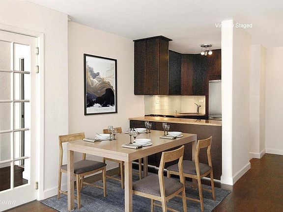 2nd image of 153 E 57th St APT 9E