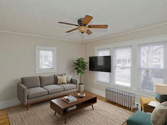 4th image of 36 Daniel St