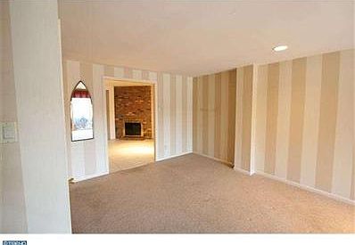 5th image of 2104 Bryn Mawr Pl