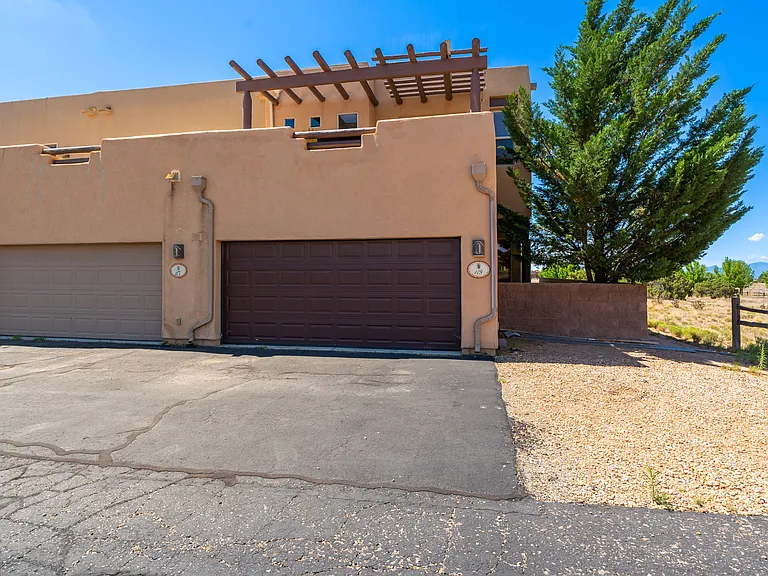 2 Car Garage