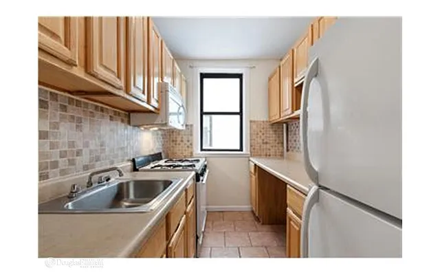 Rented by Douglas Elliman | media 1