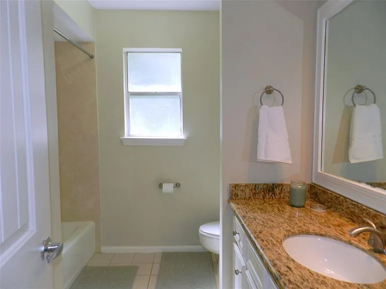 9403 Oxted Ln — Photo 27
