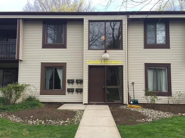L6 Twin Rivers Dr N #L6, Hightstown, NJ 08520