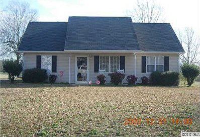 1st image of 912 Forest Dr