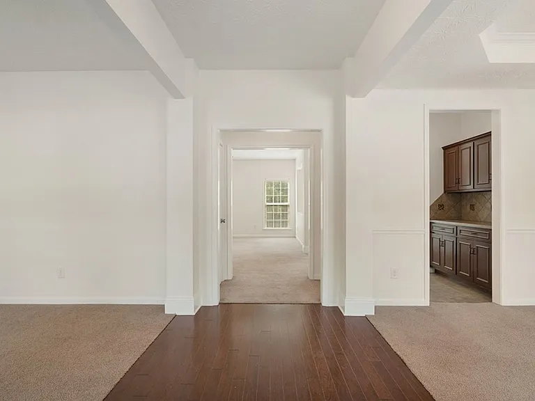 5186 Freedom Ridge Ct — Photo 2