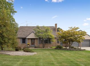 1484 Twelve Mile Rd NW, Sparta, MI 49345