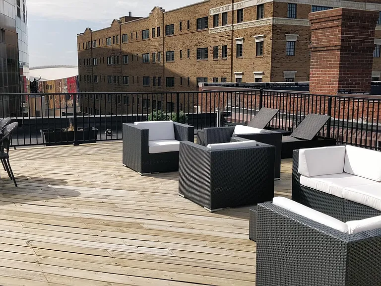 829 N Pennsylvania St #2B — Photo 35