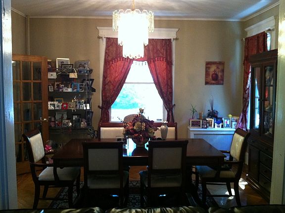 5th image of 255 Midland Ave