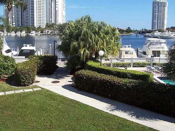 3rd image of 3571 Magellan Cir APT 343