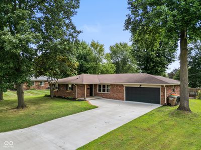 3859 Colonial Dr, Columbus, IN, 47203