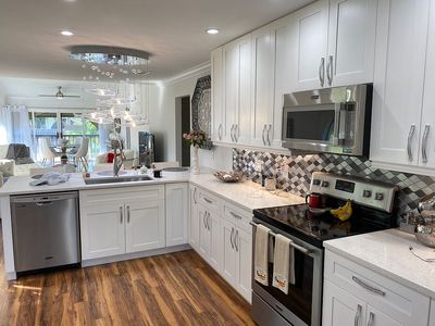3370 10th St N APT 1307, Naples, FL, 34103
