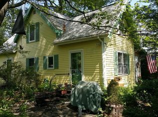 691 Bay Rd, Amherst, MA 01002