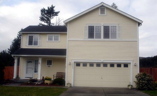 1st image of 10203 198th Ave E