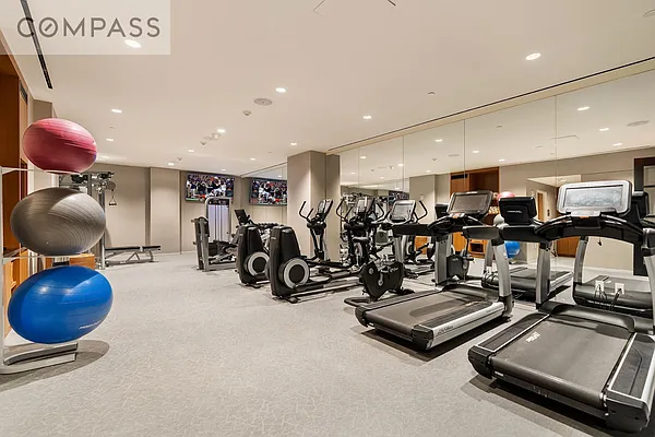 Rented by Compass | media 33