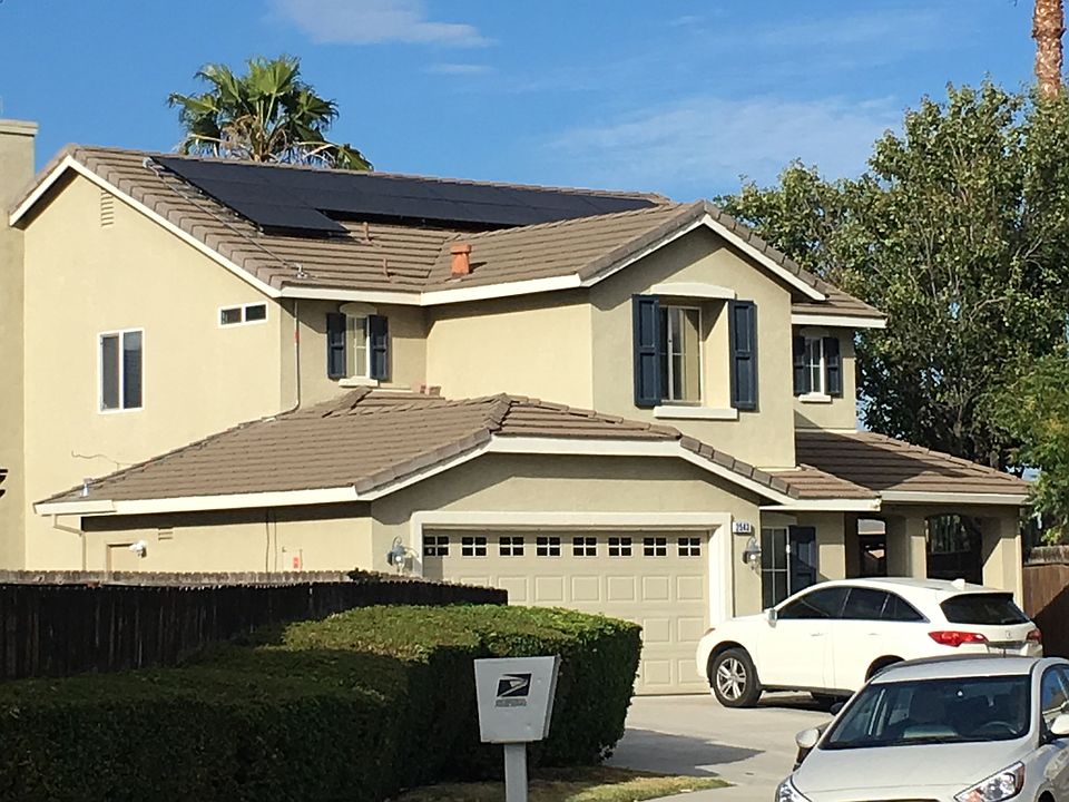 1st image of 2543 Evelyn Ct E